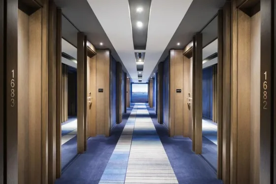 لابی هتل سوییس استانبول 6719