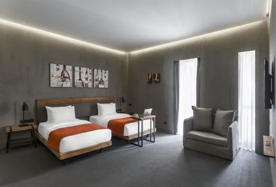 فضای اتاق های هتل آیوتا تفلیس 697