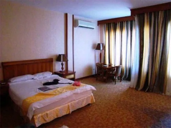 فضای اتاق های هتل الغدیر مشهد 89972