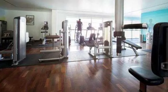 باشگاه ورزشی هتل نووتل مرکز تجارت جهانی دبی 43830