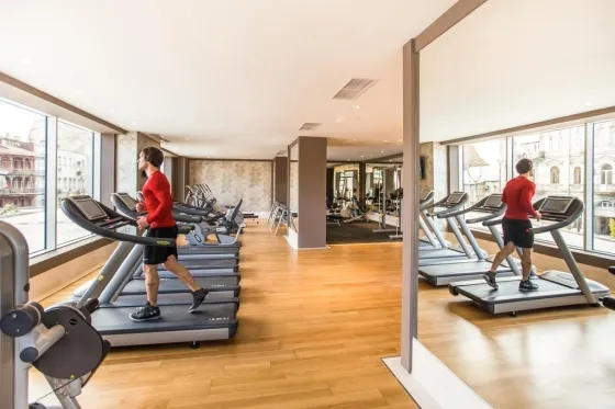 باشگاه ورزشی هتل بیلتمور تفلیس 736