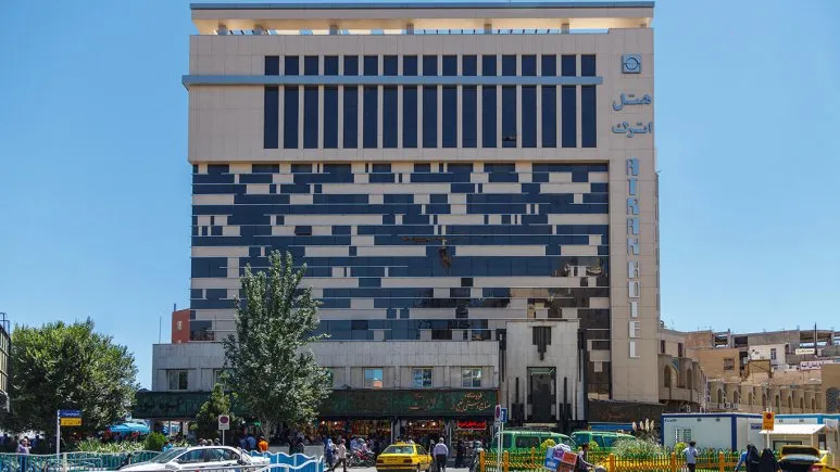 نمای بیرونی هتل اترک مشهد 88886