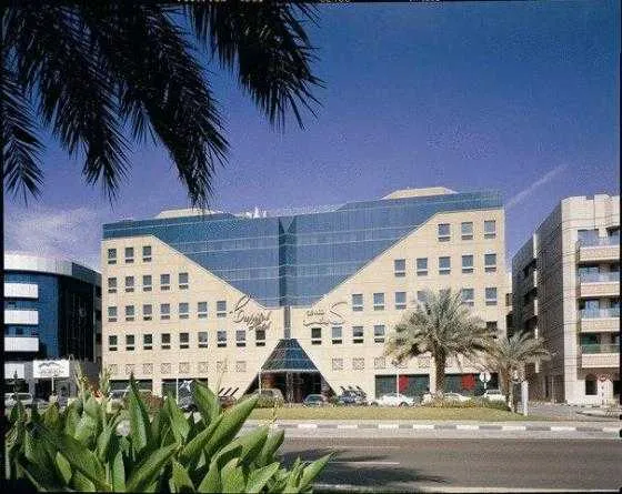 تصویر 44128 نمای بیرونی هتل کاپیتول دبی