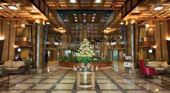 لابی هتل کاپیتول دبی 44096