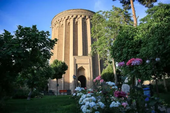 تصویر 90742  برج طغرل ری