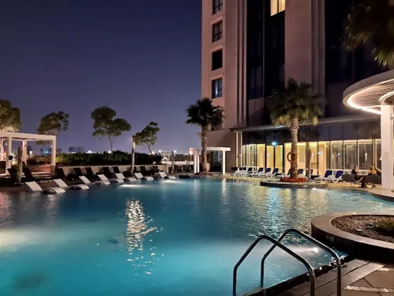 استخر هتل  حیات ریجنسی دبی کریک هایتس 196521