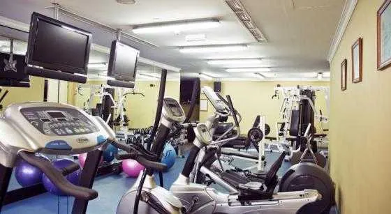 باشگاه ورزشی هتل رامی رویال دبی 44994