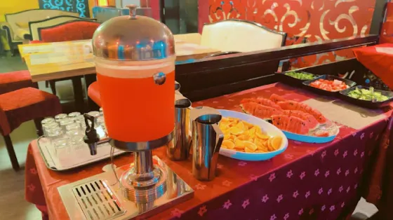 فضای رستورانی و صبحانه هتل هاوارد جانسون بر دبی  196238