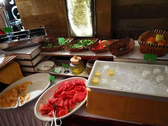 فضای رستورانی و صبحانه هتل هاوارد جانسون بر دبی  196237