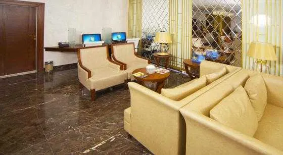 اتاق جلسات هتل راویز سنتر پوینت دبی 45224