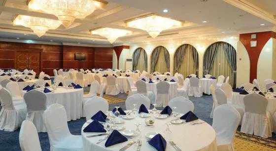 فضای رستورانی و صبحانه هتل هالیدی ان بر دبی 45395