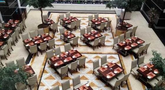 فضای رستورانی و صبحانه هتل هالیدی ان بر دبی 45394