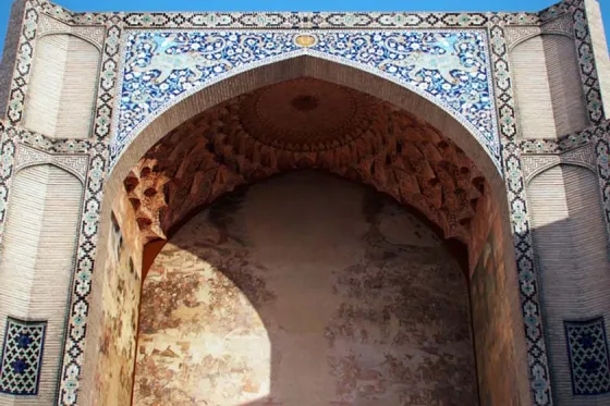 تصویر 91999 سردر بازار قیصریه