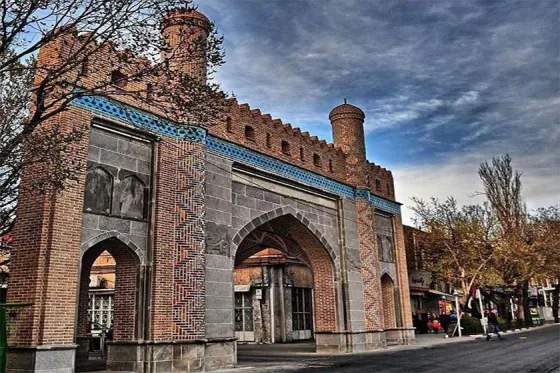 تصویر 92196  درب نوبر 