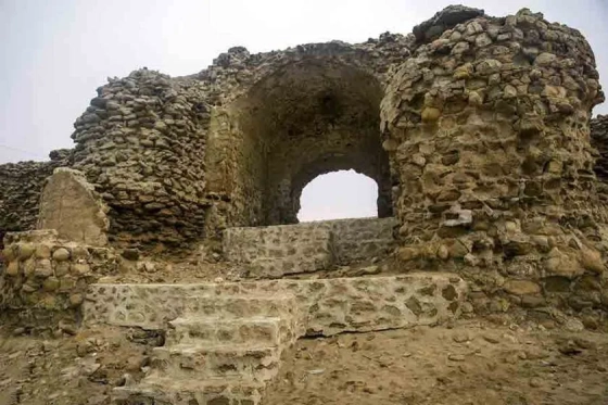 تصویر 92932  قلعه نادری (قلعه لافت) 