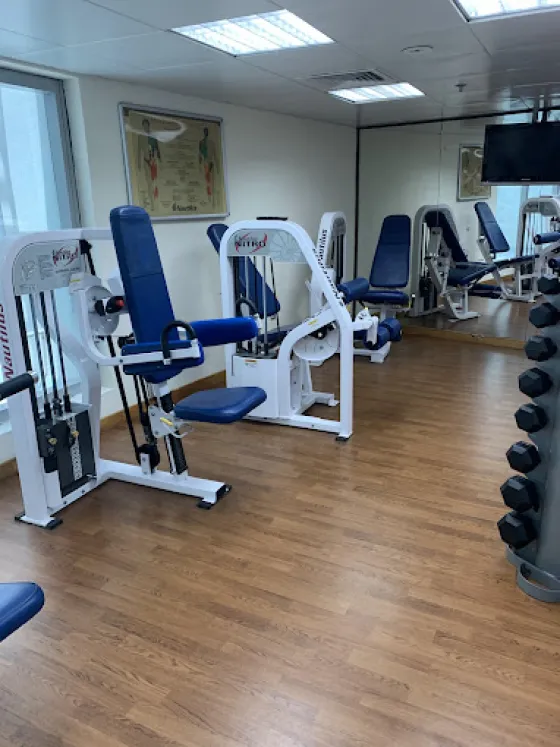 باشگاه ورزشی هتل و آپارتمان های امارات کنکورد دبی 196202