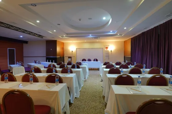 اتاق جلسات هتل ترون سیگیت بلک آنتالیا 97153
