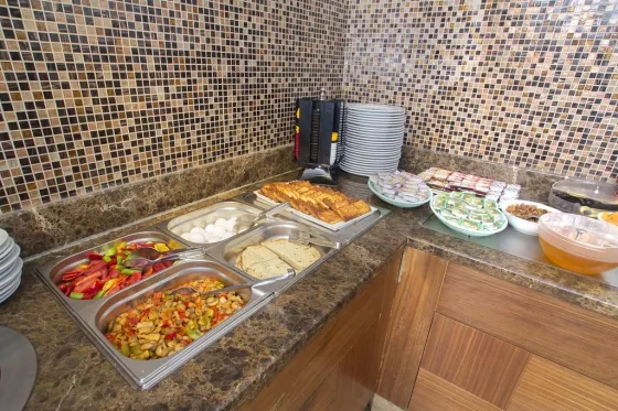 فضای رستورانی و صبحانه هتل نووا پلازا تکسیم اسکور 97402