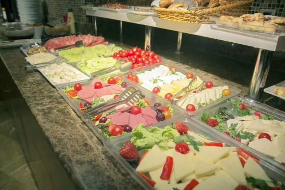 فضای رستورانی و صبحانه هتل نووا پلازا تکسیم اسکور 97401