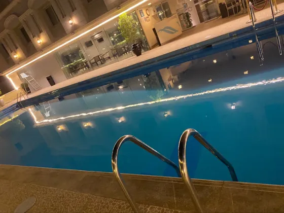 استخر هتل کارلتون تاور دبی 196212