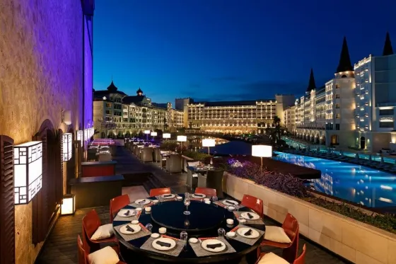 فضای رستورانی و صبحانه هتل تایتانیک مردان پالاس لارا آنتالیا 98882