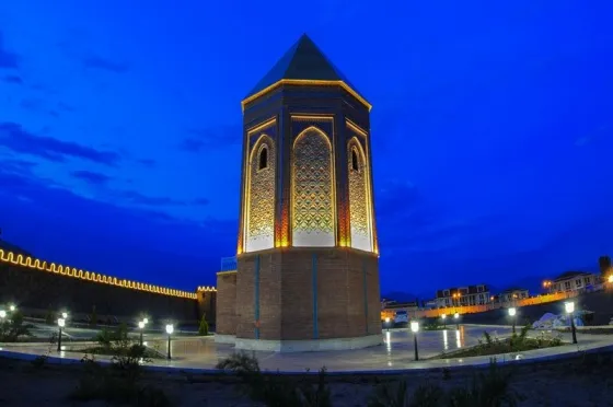 تصویر 99316  مقبره نوح نبی نخجوان