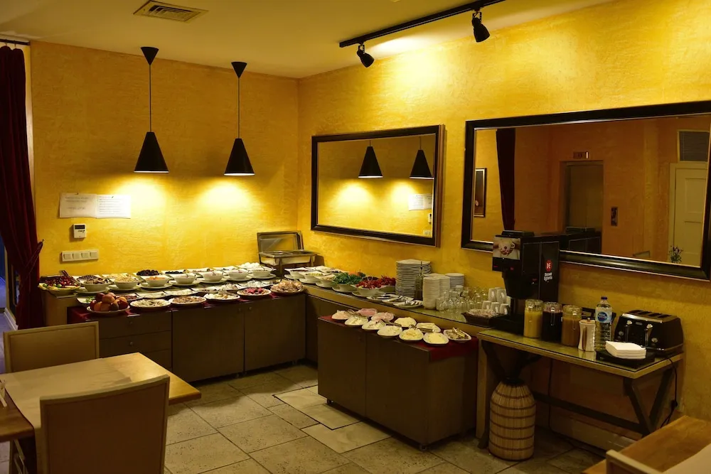 فضای رستورانی و صبحانه هتل آگورا لایف استانبول 102765