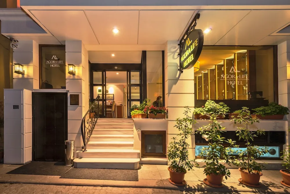 نمای بیرونی هتل آگورا لایف استانبول 102797