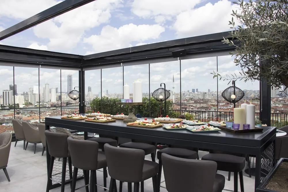 فضای بیرونی هتل سیتی لافت 81 آتاشهیر  استانبول 104246