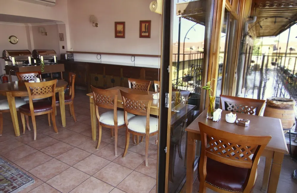 فضای رستورانی و صبحانه هتل اویان استانبول 105403