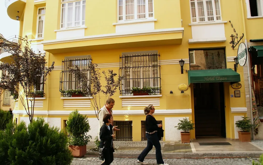 نمای بیرونی هتل اویان استانبول 105408