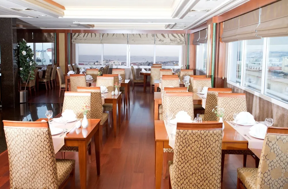 فضای رستورانی و صبحانه هتل اوران استانبول 107616