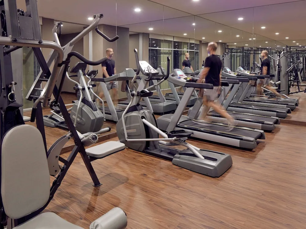 باشگاه ورزشی هتل مرکور آلتونی زاده استانبول 109957