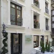 نمای بیرونی هتل نکست هاوس پرا استانبول 112927