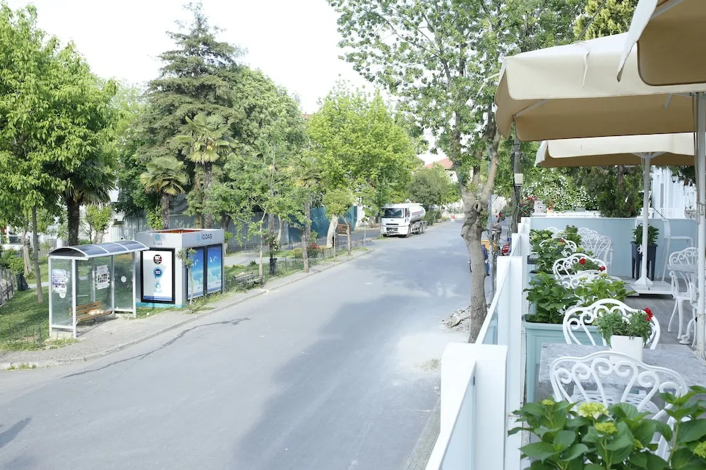 فضای بیرونی هتل آسکوت بویوک آدا استانبول 116004
