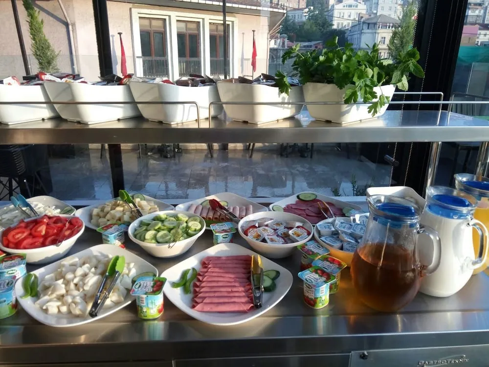فضای رستورانی و صبحانه هتل د هاز کاراکوی استانبول 121839