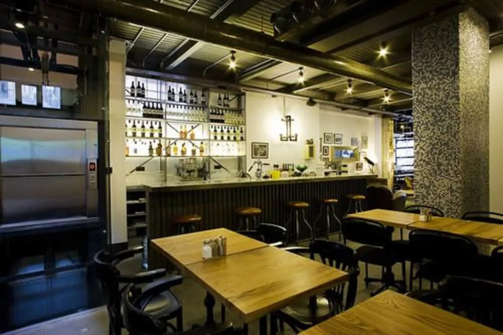 فضای رستورانی و صبحانه هتل فاروس تکسیم استانبول 122073