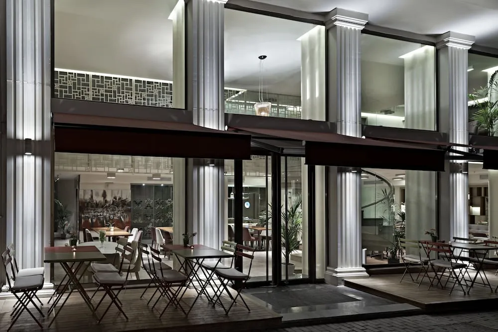 نمای بیرونی هتل رامادا گرند بازار استانبول 122332