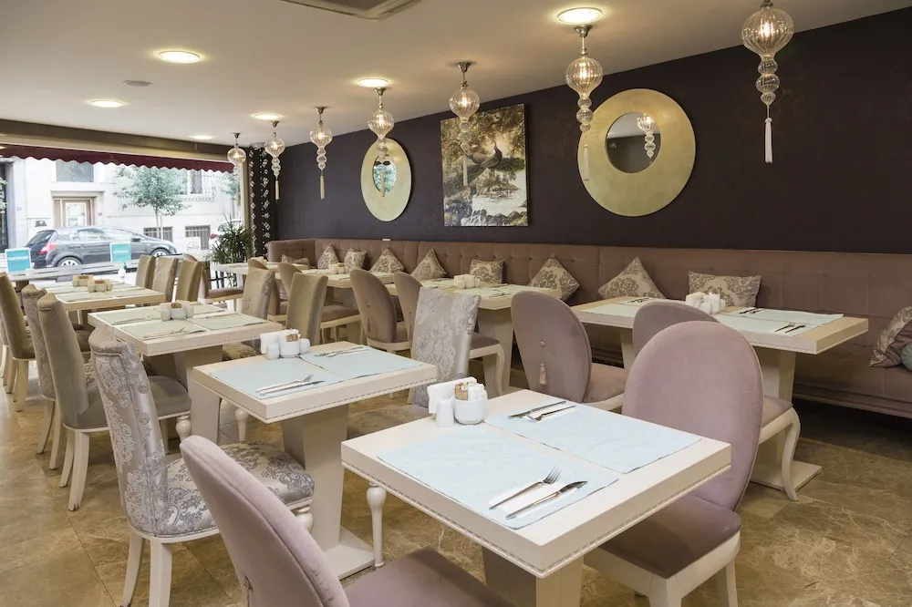فضای رستورانی و صبحانه هتل ترکوز سوئیت بسفروس استانبول 125087