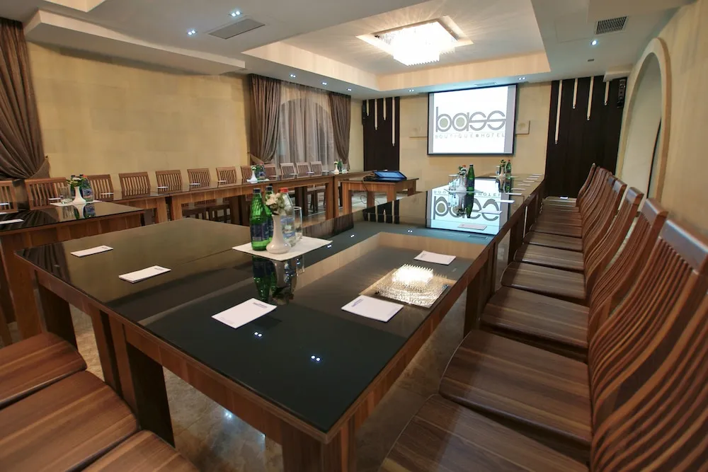 اتاق جلسات هتل باس بوتیک ایروان 130294