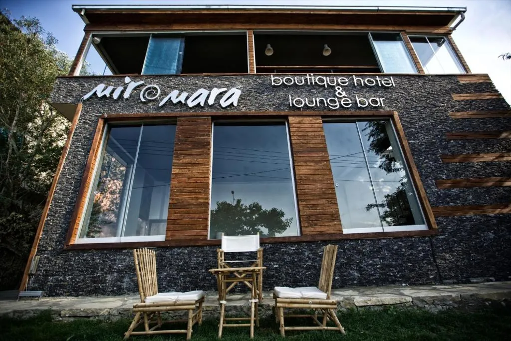 نمای بیرونی هتل میر و مارا وان 131693