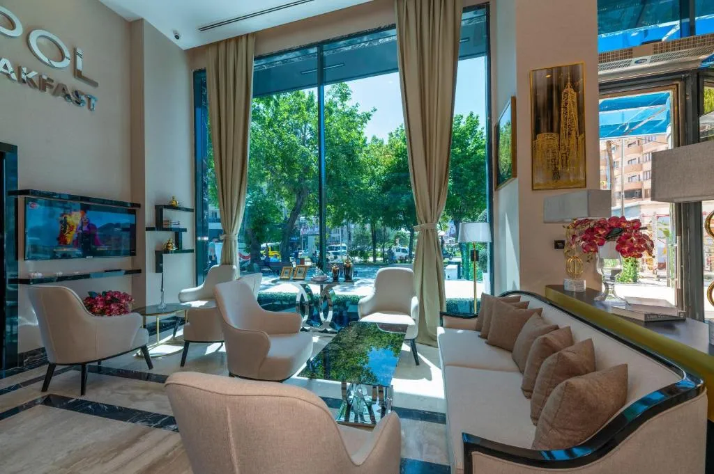 لابی هتل کانفریوم وان 131848