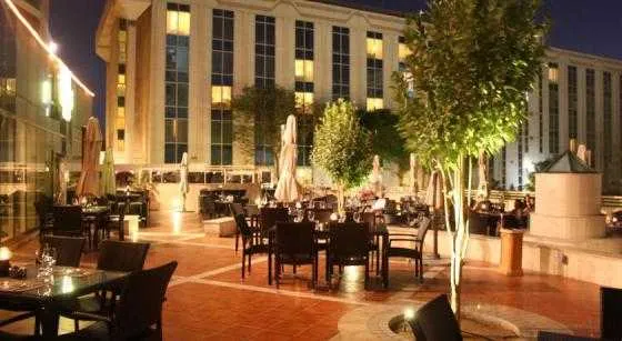 فضای بیرونی هتل میلنیوم فرودگاه دبی 48270