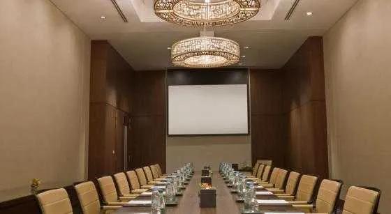 اتاق جلسات هتل سوئیس الغریر دبی 48351