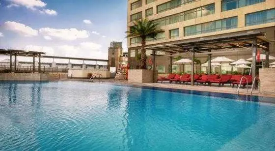 استخر هتل سوئیس الغریر دبی 48348