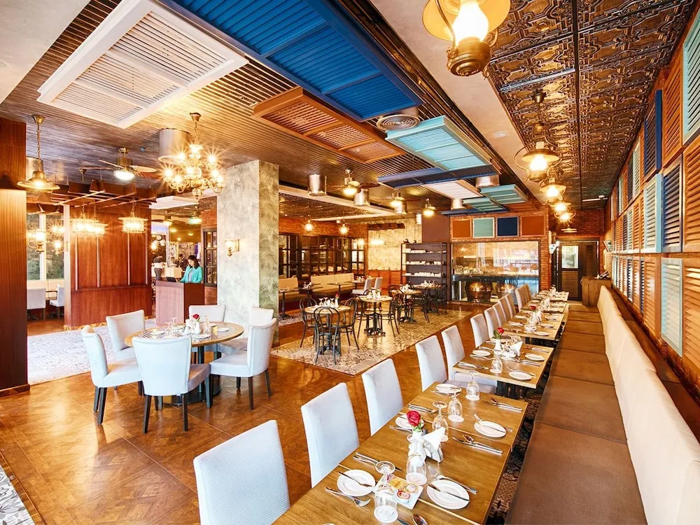 فضای رستورانی و صبحانه هتل رز پارک البرشا دبی 135137