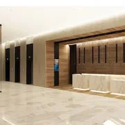 لابی هتل نووتل بر بی 136877