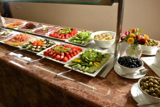 فضای رستورانی و صبحانه هتل آنی گرند ایروان 198242