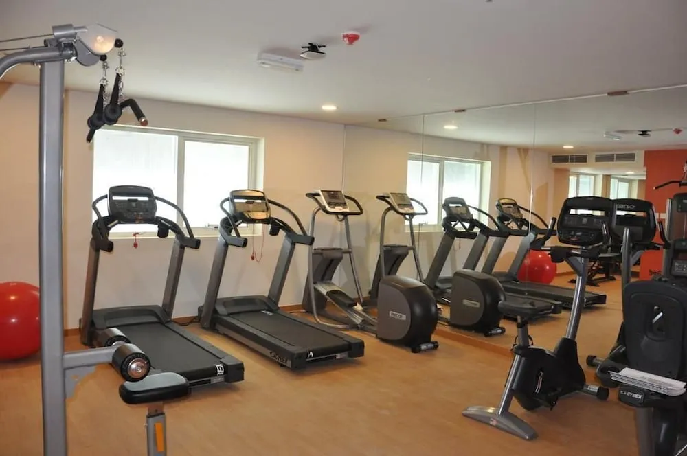 باشگاه ورزشی هتل فورچون پارک دبی 139702