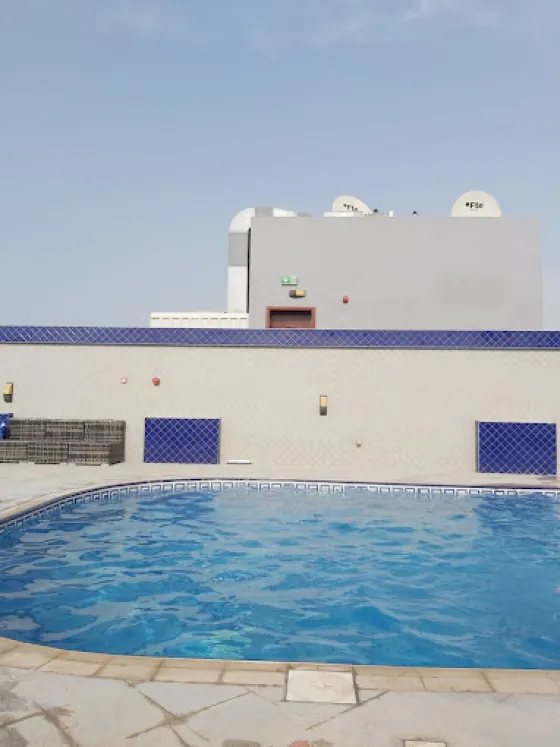 استخر هتل گلف این دبی 196175